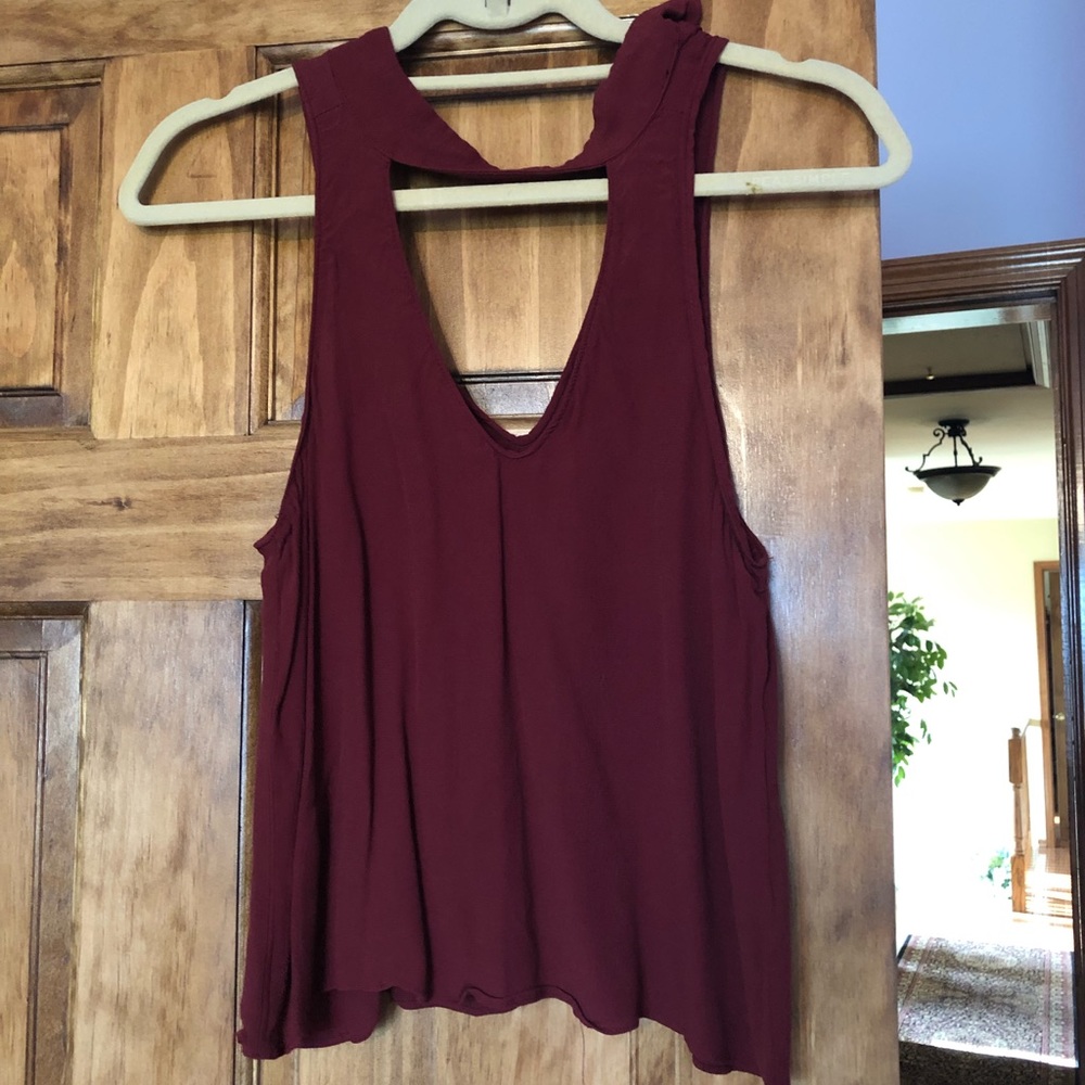 Red tank top size small